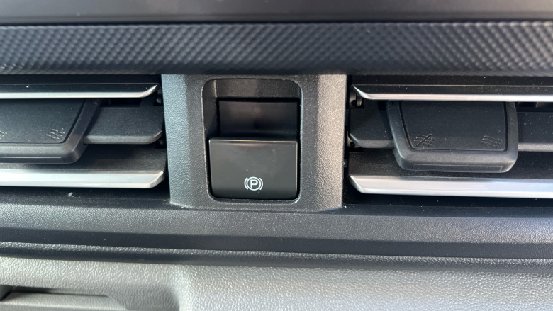 Ford Transit Custom 300 L1 Diesel Fwd 2.0 EcoBlue 136ps H1 Van Limited